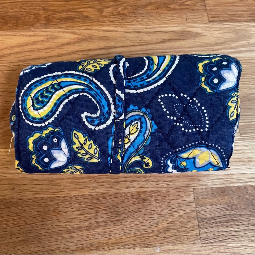 SOLD Vera Bradley Jewelry Roll - Picture 2 of 5